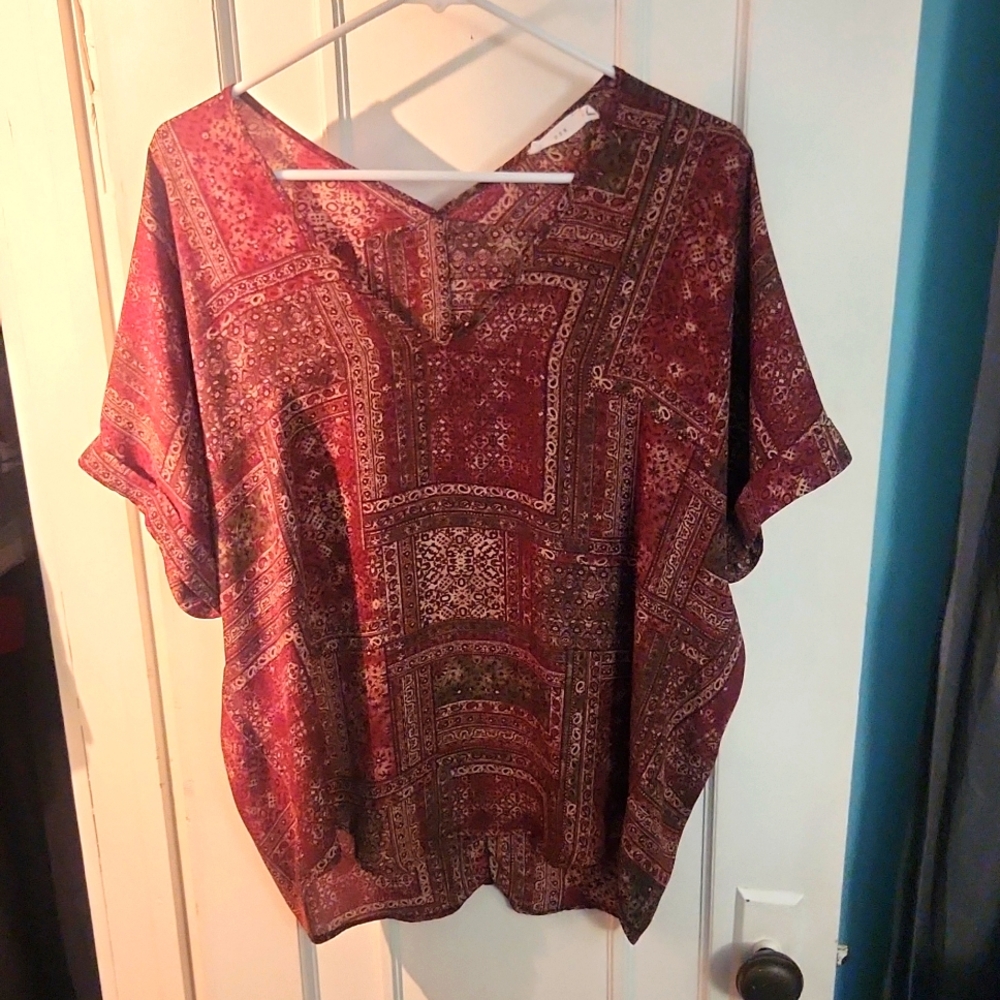 Lush Geometric Red Blouse V neck